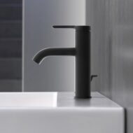 Duravit C.1 wastafelkraan M met trekstang-afvoergarnituur mat-zwart C11020001046 Duravit C.1 wastafelkraan M met trekstang-afvoergarnituur mat-zwart C11020001046