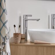 Duravit D-Neo wastafelkraan L met verhoogd kraanlichaam met trekstang-afvoergarnituur chroom DE1030001010