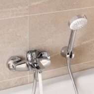 Kludi PURE&SOLID eengreeps opbouw badmengkraan 2 verbruikers chroom 346810575 Kludi PURE&SOLID eengreeps opbouw badmengkraan 2 verbruikers chroom 346810575