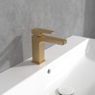 Villeroy & Boch Architectura Square wastafelkraan met AquaSmart goud geborsteld TVW12500400076 Villeroy & Boch Architectura Square wastafelkraan met AquaSmart goud geborsteld TVW12500400076