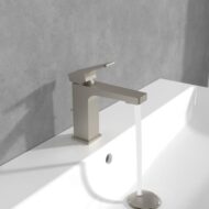 Villeroy & Boch Architectura Square wastafelkraan met AquaSmart met trekstang-afvoergarnituur nikkel geborsteld TVW12500100064 Villeroy & Boch Architectura Square wastafelkraan met AquaSmart met trekstang-afvoergarnituur nikkel geborsteld TVW12500100064