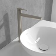 Villeroy & Boch Loop & Friends wastafelkraan met verhoogde kraanlichaam met AquaSmart nikkel geborsteld TVW10610615364 Villeroy & Boch Loop & Friends wastafelkraan met verhoogde kraanlichaam met AquaSmart nikkel geborsteld TVW10610615364