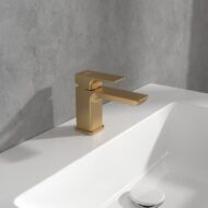 Villeroy & Boch Subway 3.0 wastafelkraan Small met AquaSmart goud geborsteld TVW11200100176