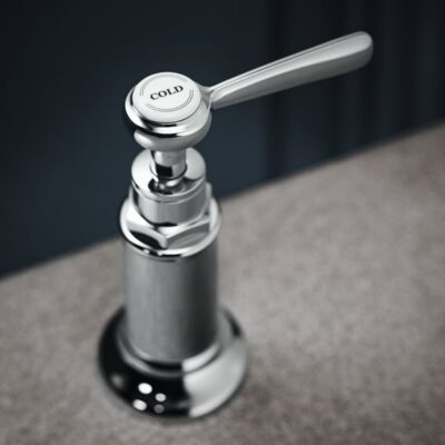 Axor Montreux 3-gats opbouw wastafelmengkraan met hendelgreep en afvoergarnituur 30cm 16535000 9 Axor Montreux 3-gats opbouw wastafelmengkraan met hendelgreep en afvoergarnituur 30cm 16535000 9