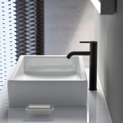 Duravit C.1 wastafelkraan L met verhoogd kraanlichaam mat-zwart C11030002046 4