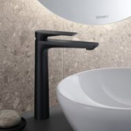 Duravit Tulum eengreeps wastafelmengkraan XL mat-zwart met keramische cartridge en flexibele slangen Duravit Tulum eengreeps wastafelmengkraan XL mat-zwart met keramische cartridge en flexibele slangen