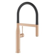 Grohe Essence Magneet eengreeps keukenmengkraan met veer uittrekbaar 2 standen warm sunset geborsteld 30294DL0 Grohe Essence Magneet eengreeps keukenmengkraan met veer uittrekbaar 2 standen warm sunset geborsteld 30294DL0
