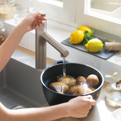 Hansgrohe Zesis M33 eengreeps keukenmengkraan 160 uittrekbaar draaibaar 2 straalsoorten edelstraal finish 74823800 4