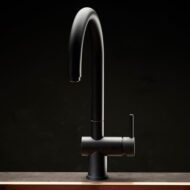 Reginox Yampa eenhendel keukenmengkraan draaibaar zwart R31704 Reginox Yampa eenhendel keukenmengkraan draaibaar zwart R31704